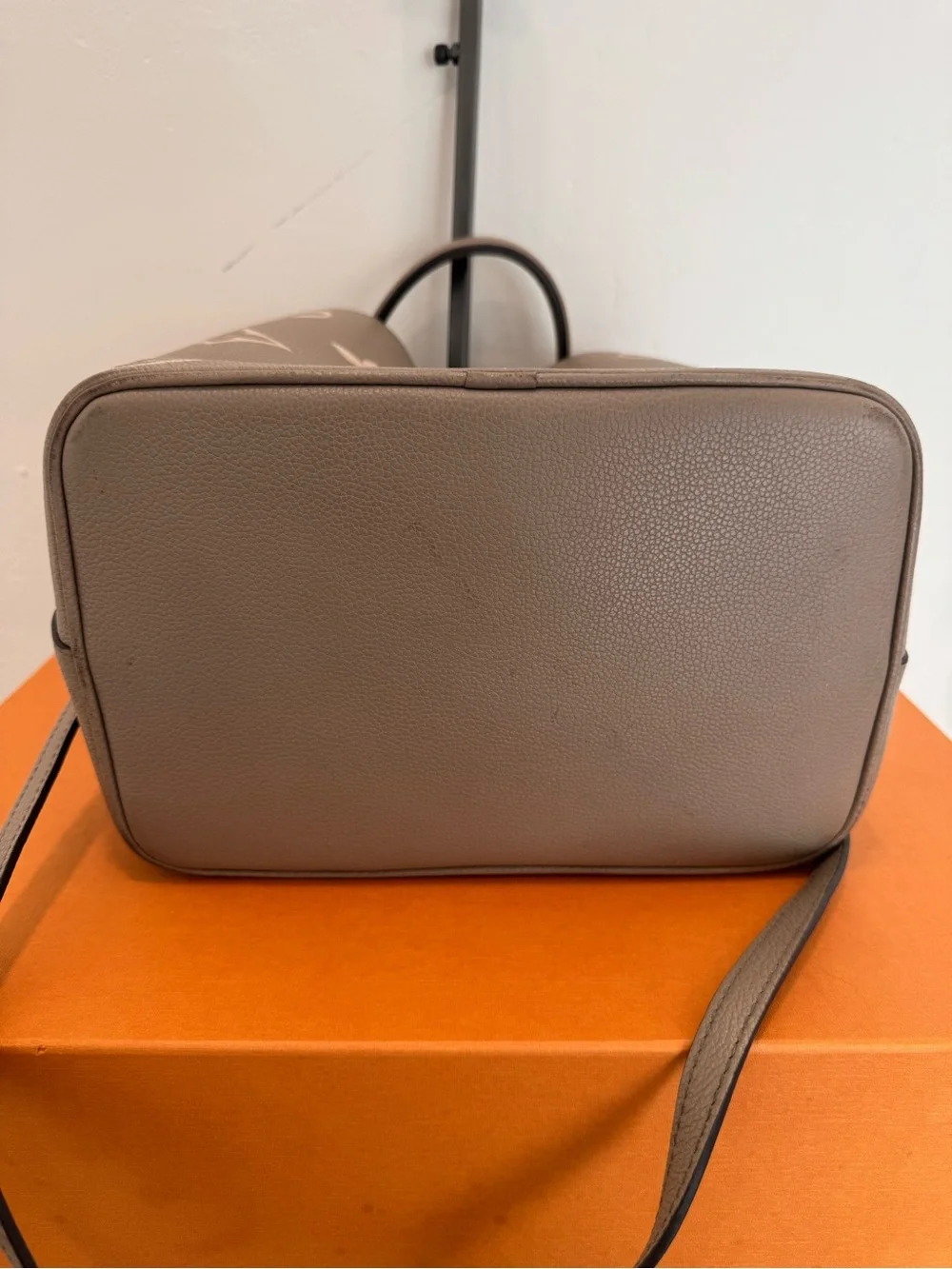Louis Vuitton NéoNoé MM Bucket Bag